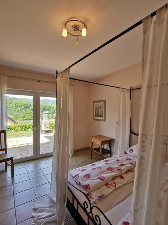 Apartamento Weingut Amlinger&Sohn Neef Exterior foto