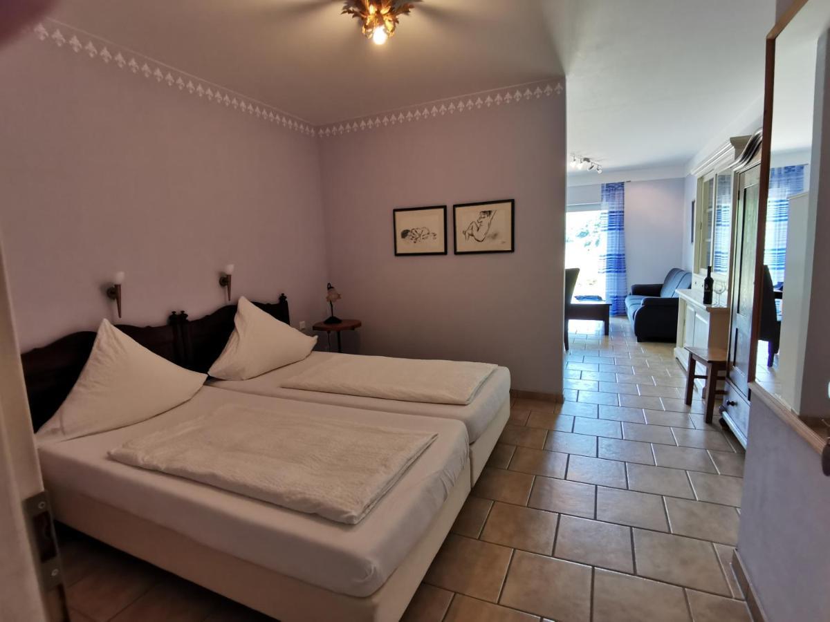 Apartamento Weingut Amlinger&Sohn Neef Exterior foto